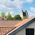 Porters Coffee Shop And Helmsley