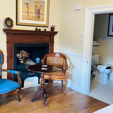 Porters Coffee Shop And 3*