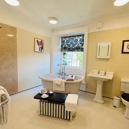 Porters Coffee Shop And 3*